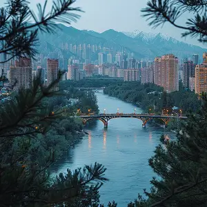 中非那边的人到内蒙古旅游需要准备什么