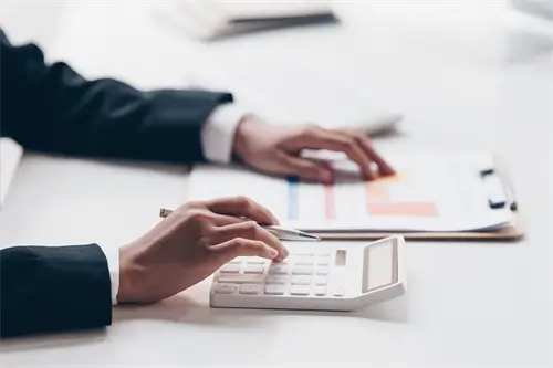 几内亚那边的人到内蒙古旅游多少钱