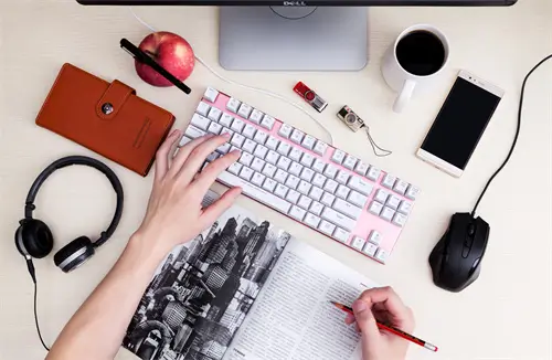 蒙古人到内蒙古旅游多少钱